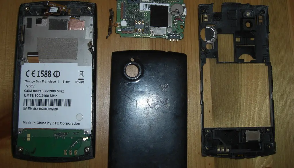 A smartphone displaying a recovery mode menu
