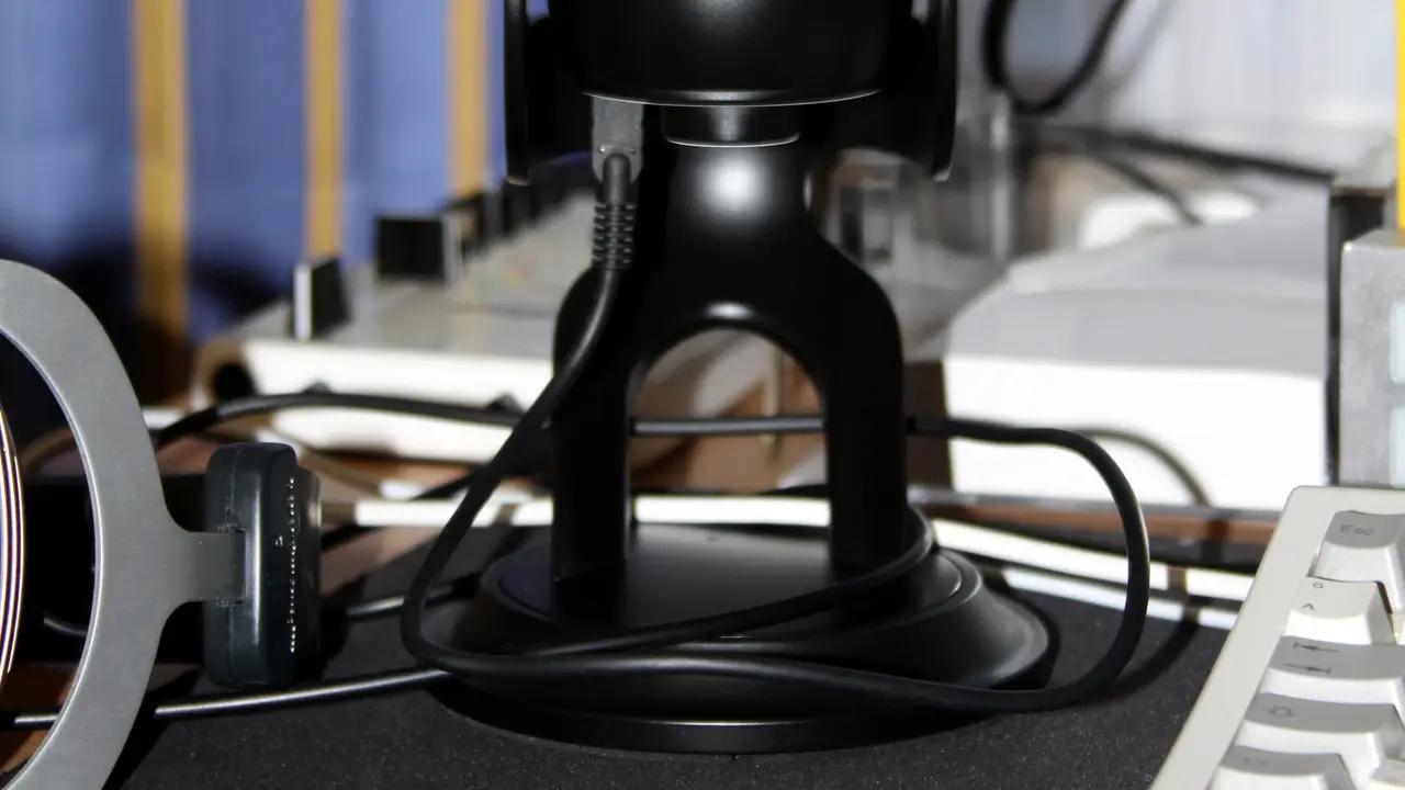 Cover image for Fix Microphone Not Working on Windows 11